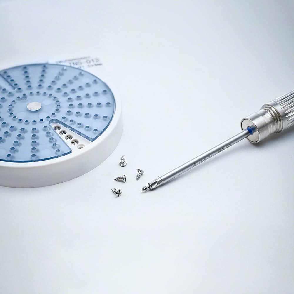 Screw magazine-Product Picture CW Enlargement